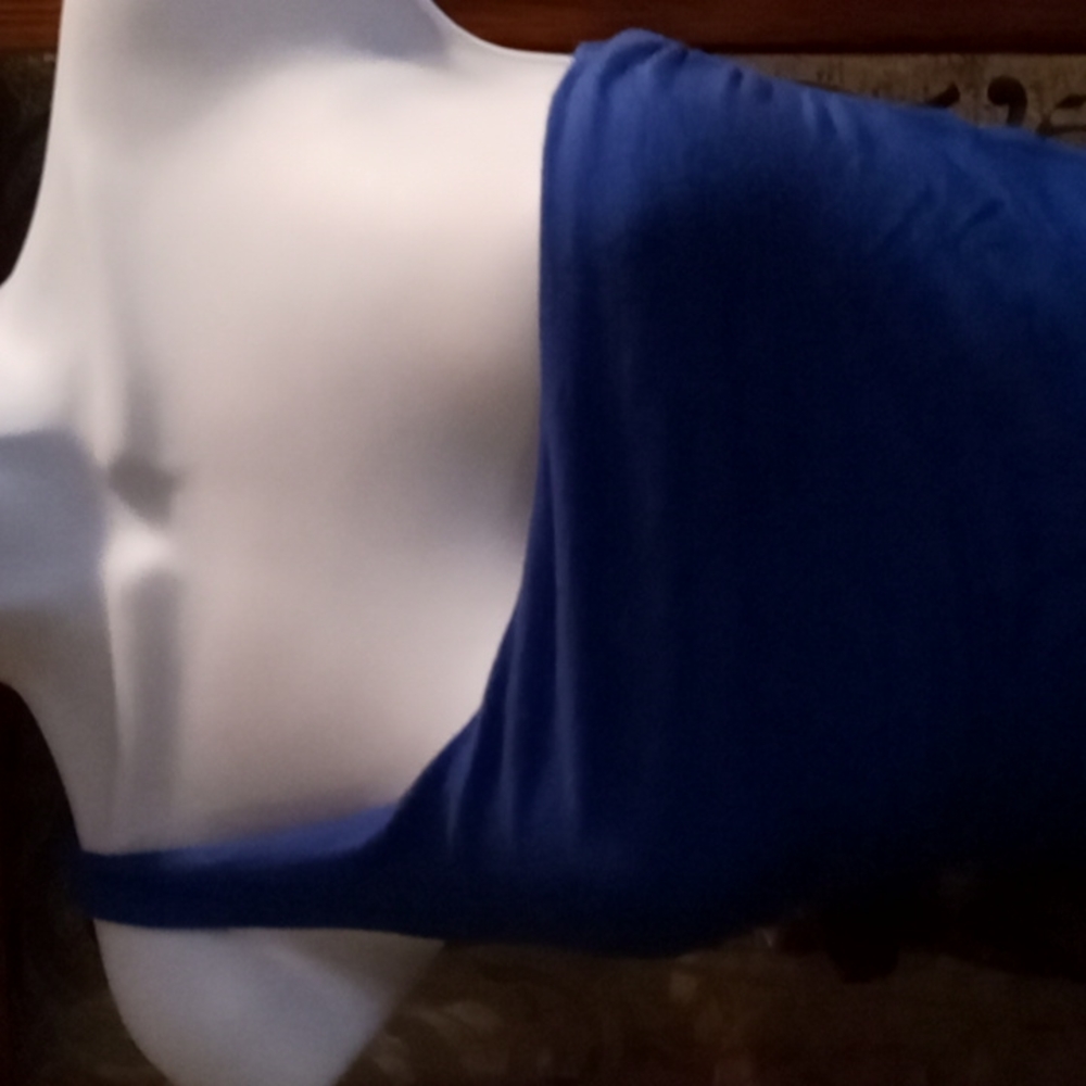 Beautiful, Deep Blue, One Shoulder, Top with Ruching on Sides 💙 - Picture 4 of 7